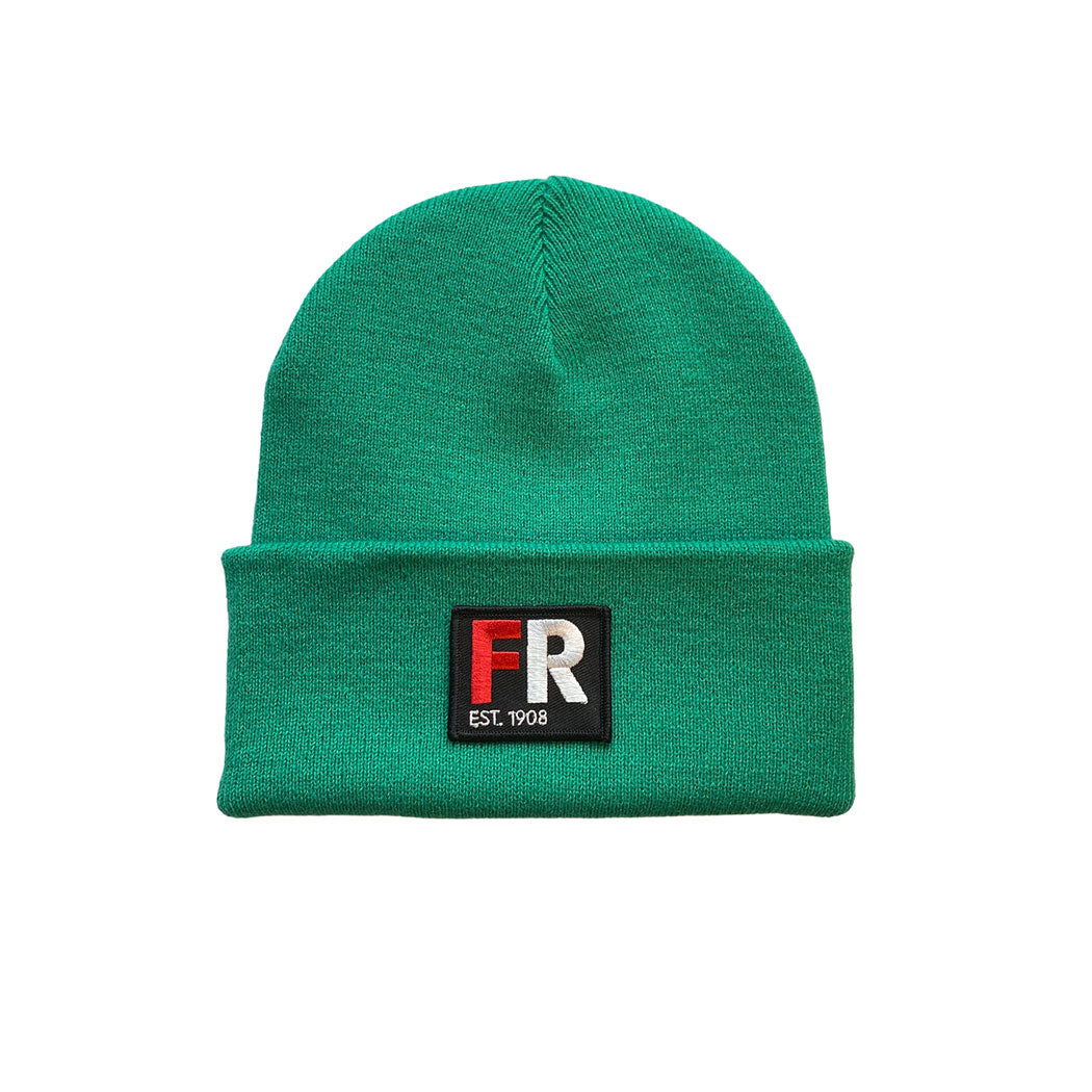 Muts beanie licht groen met badge - FR - EST. 1908 - rood en wit logo voor